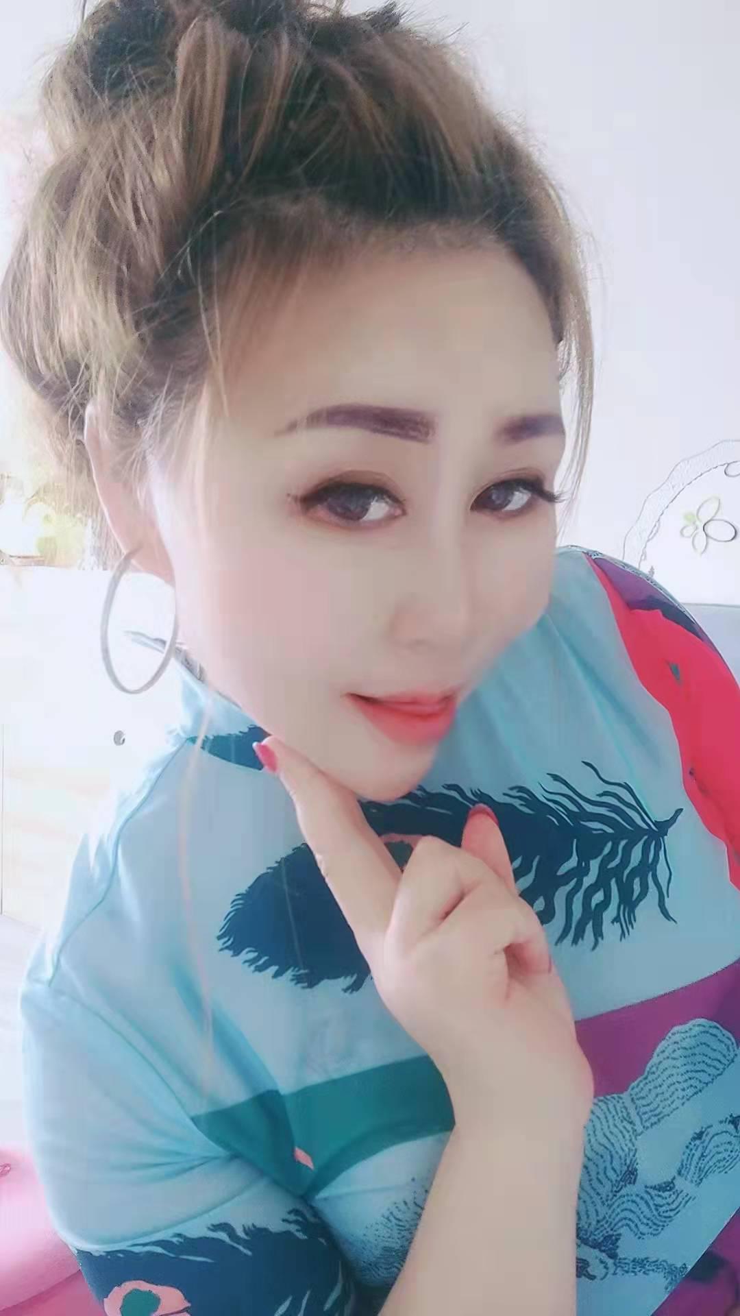 朝阳区典石广场九儿