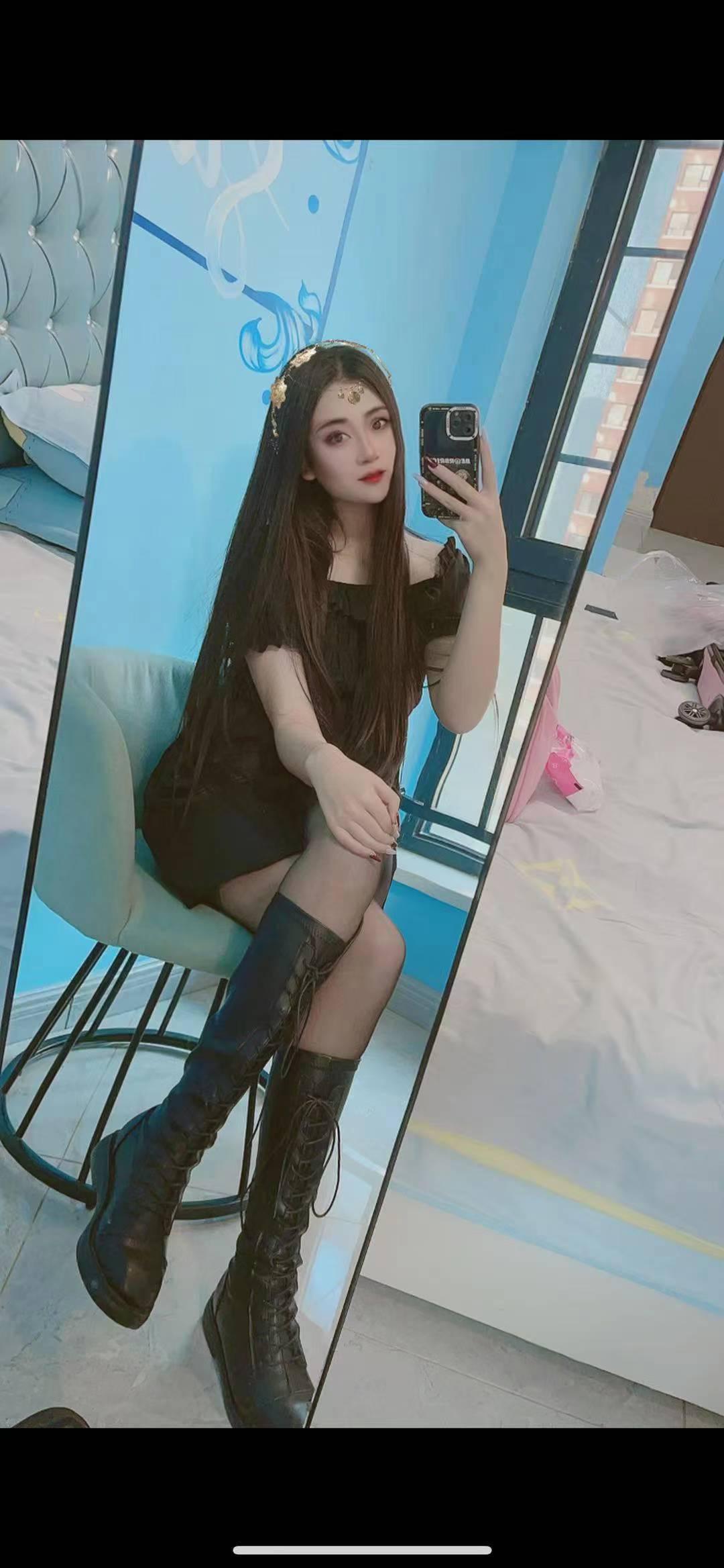 分享大个儿年轻的小姐姐